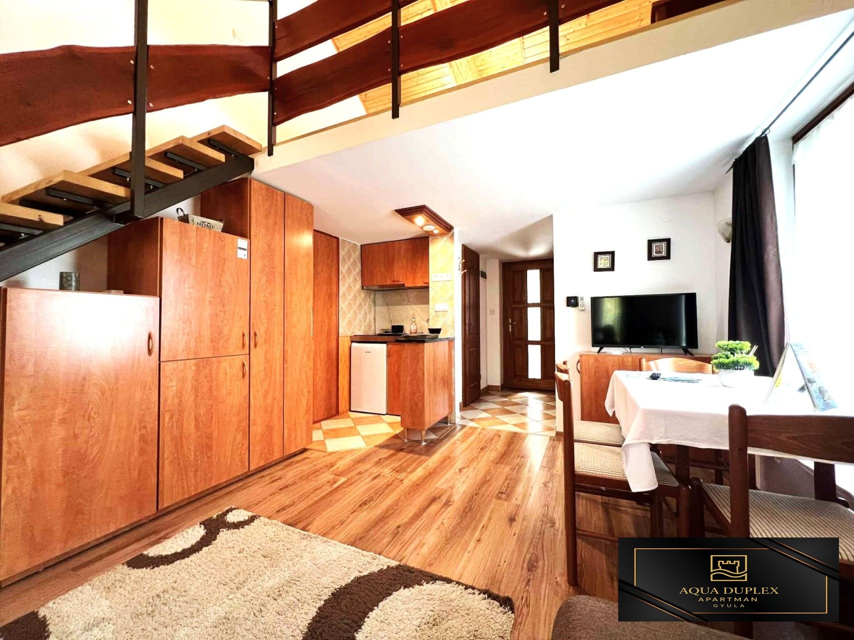 52432_15_44_47_1762008287.0666